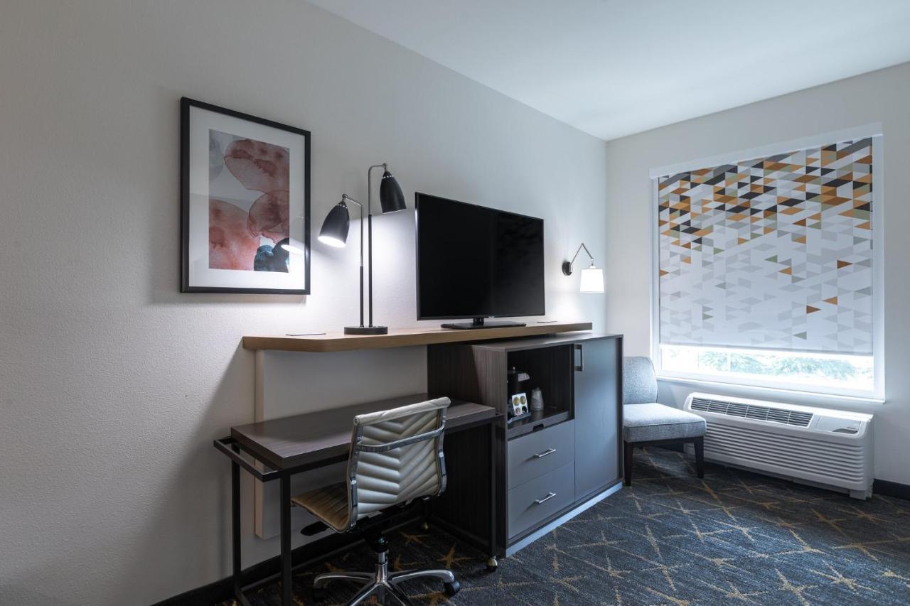 Holiday Inn Greenville - Woodruff Road By Ihg Екстер'єр фото